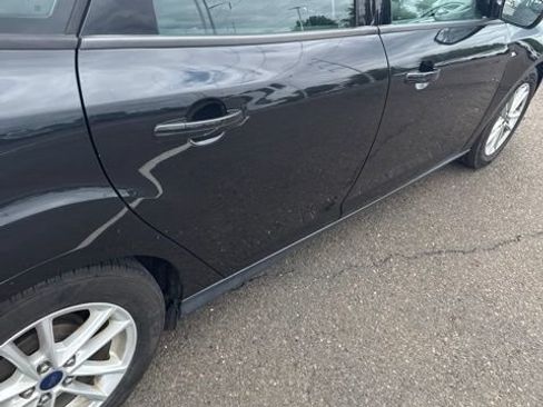 Used 2015 Ford Focus SE FWD image 13