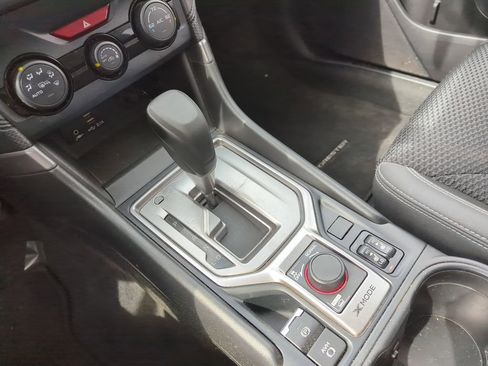 Used 2021 Subaru Forester Premium image 25