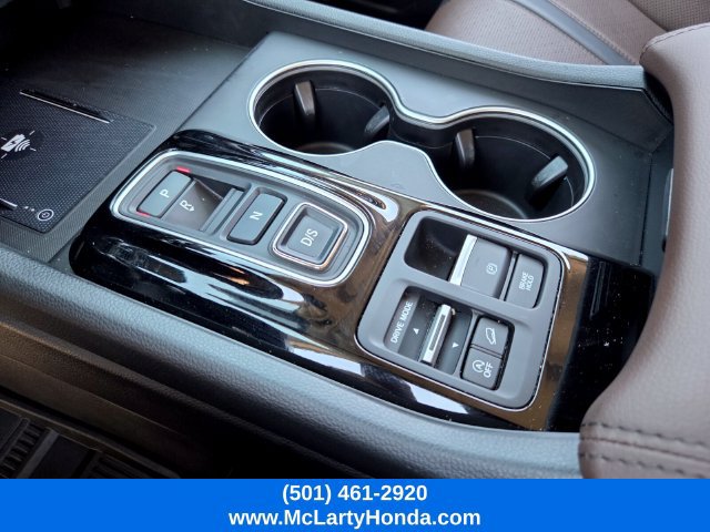 Certified 2025 Honda Pilot Elite image 34