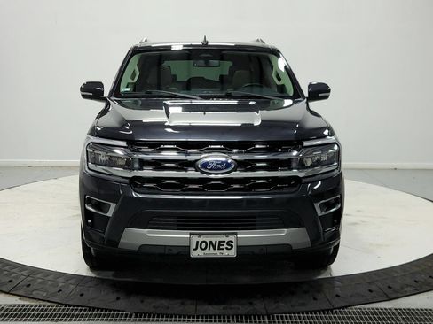 Used 2022 Ford Expedition Limited RWD image 3