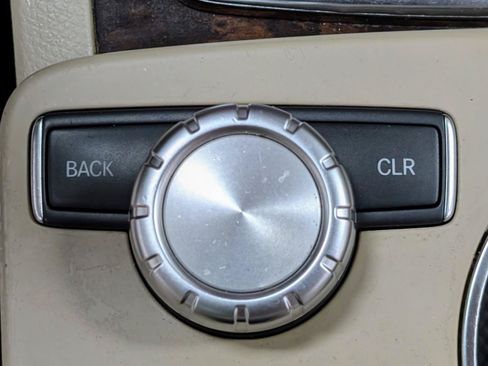 Used 2013 Mercedes-Benz C 300 4MATIC Sedan image 25