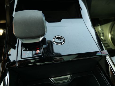 Used 2024 Land Rover Range Rover Sport Dynamic SE AWD/4WD image 21