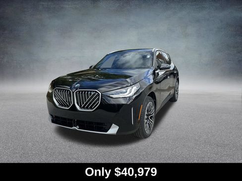 Used 2025 BMW X3 xDrive30i w/ Premium Package AWD/4WD image 4