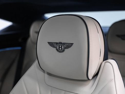 Used 2024 Bentley Continental GT image 43