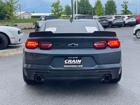 Used 2021 Chevrolet Camaro LT w/ Technology Package RWD image 6