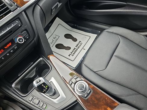 Used 2013 BMW 328i xDrive Sedan image 29