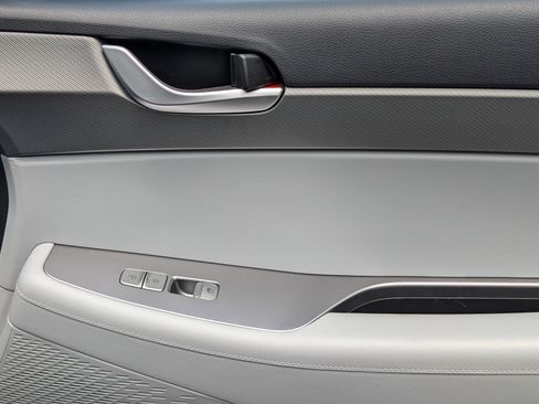 Used 2025 Hyundai Palisade SEL FWD image 19