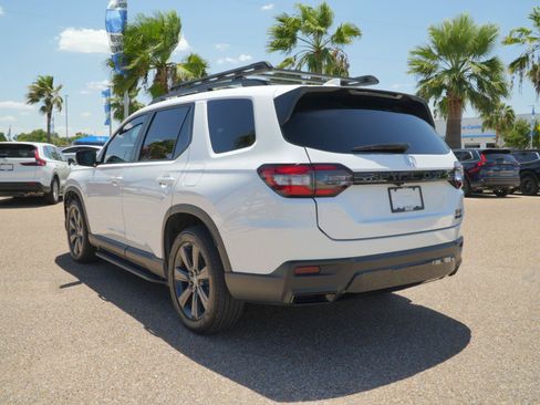 Used 2026 Honda Pilot Sport image 13