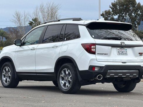 Used 2022 Honda Passport TrailSport image 6