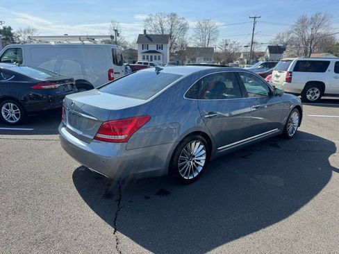Used 2014 Hyundai Equus Signature RWD image 5
