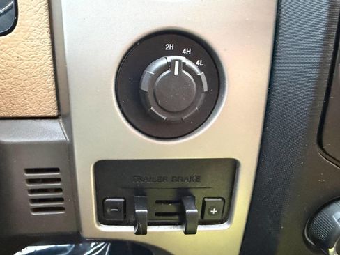 Used 2014 Ford F150 XLT w/ Equipment Group 302A Luxury image 21