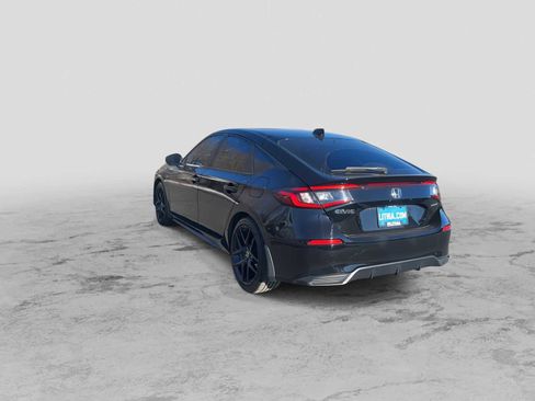 Used 2024 Honda Civic Sport image 6