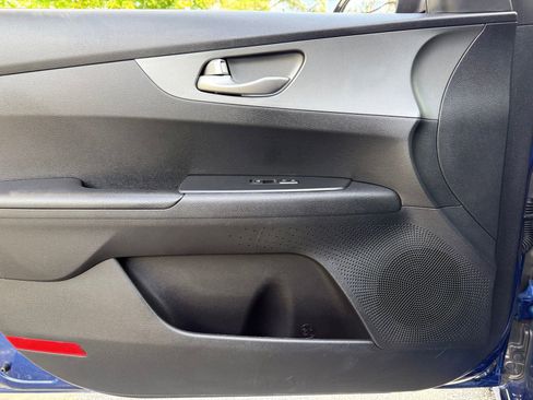 Used 2019 Kia Forte LXS FWD image 42