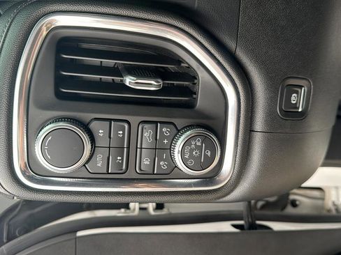 Used 2019 GMC Sierra 1500 Denali w/ Denali Ultimate Package AWD/4WD image 21