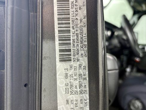 Used 2019 Jeep Wrangler Sport image 11