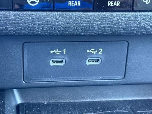 Used 2025 Mitsubishi Outlander SEL FWD image 23