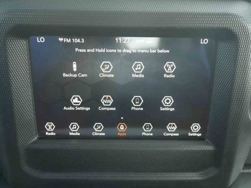 Used 2018 Jeep Wrangler Unlimited Sahara w/ Safety Group AWD/4WD image 32