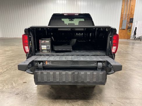 Used 2021 GMC Sierra 1500 Elevation w/ X31 Off-Road Package AWD/4WD image 13