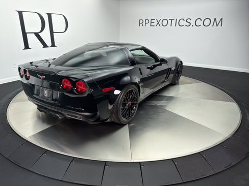 Used 2007 Chevrolet Corvette Z06 w/ Preferred Equipment Group RWD image 9