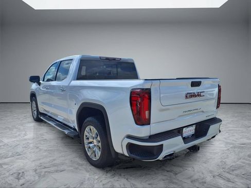 Used 2024 GMC Sierra 1500 Denali w/ Technology Package AWD/4WD image 5
