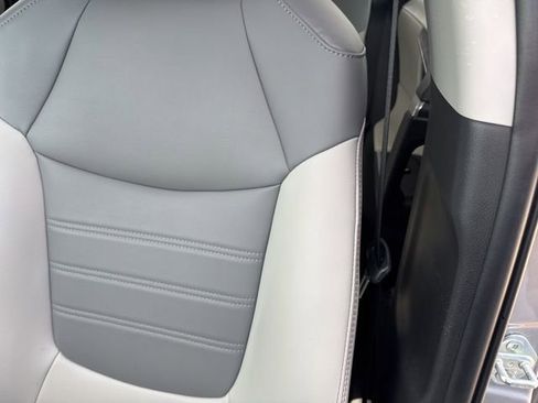 Used 2024 Toyota RAV4 XLE Premium image 10