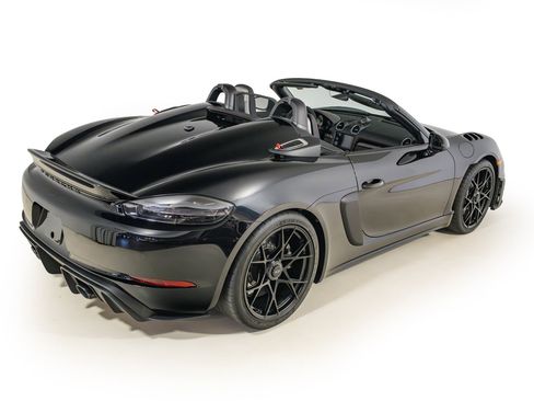 Used 2024 Porsche 718 Boxster Spyder RS w/ Light Design Package image 7
