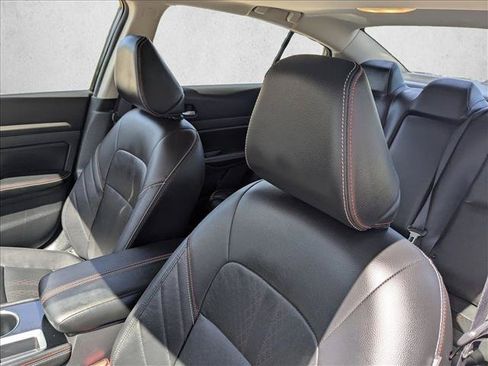 Used 2024 Nissan Altima 2.5 SR w/ SR Premium Package FWD image 13