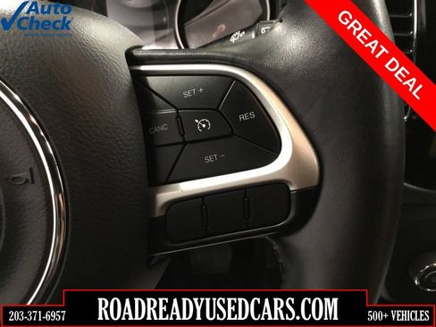 Used 2018 Jeep Compass Latitude AWD/4WD image 44