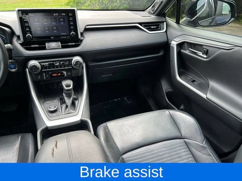 Used 2020 Toyota RAV4 XSE w/ XSE Grade Weather Package AWD/4WD image 11