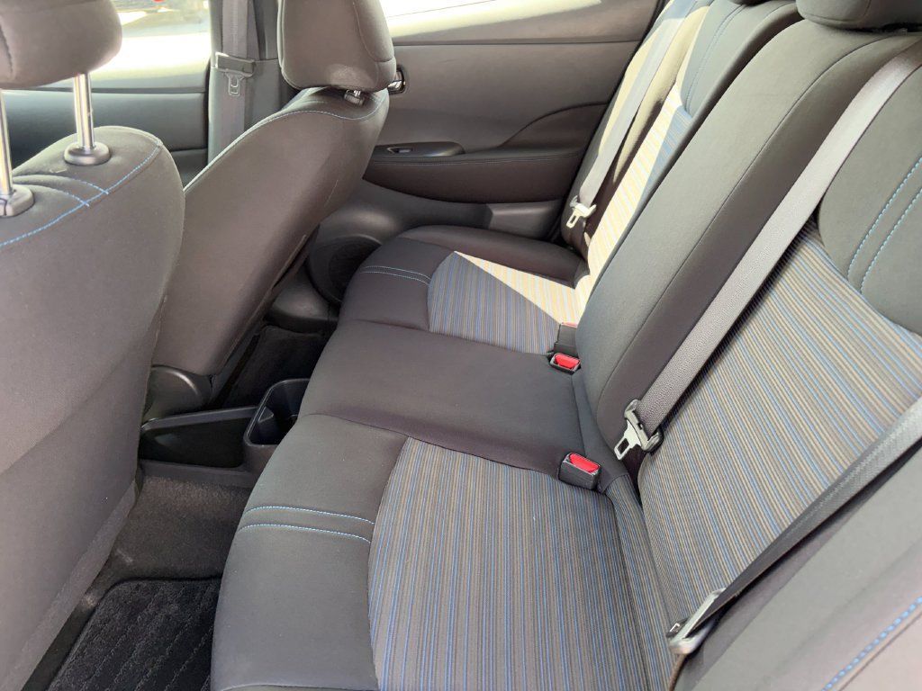 Used 2025 Nissan Leaf S FWD image 25