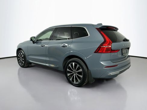 Certified 2023 Volvo XC60 B5 Plus AWD/4WD image 8