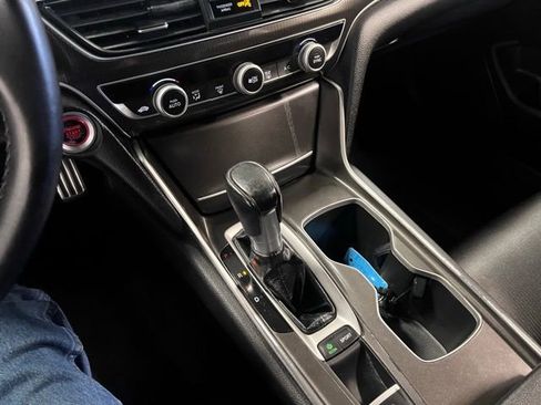 Used 2019 Honda Accord Sport image 29