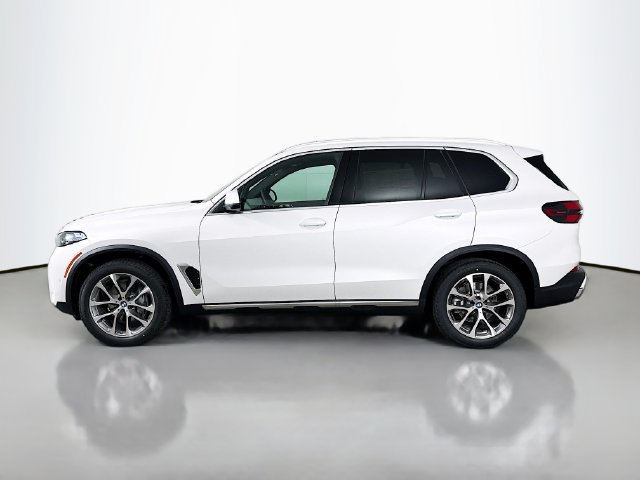 Used 2026 BMW X5 xDrive40i w/ Premium Package AWD/4WD image 4