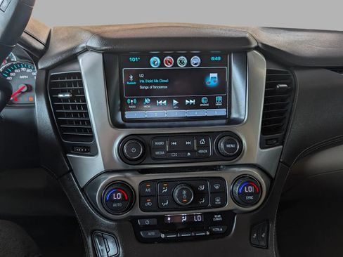 Used 2017 Chevrolet Tahoe LT RWD image 3