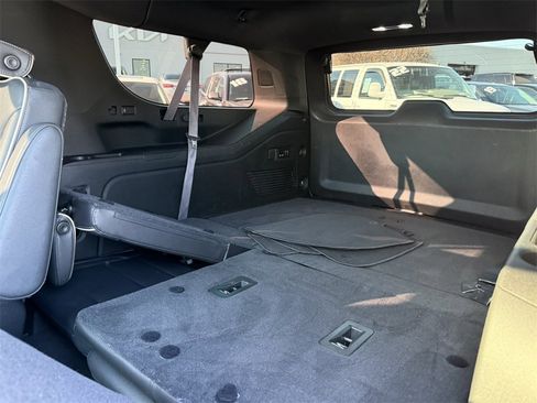 Certified 2021 GMC Yukon XL SLT w/ SLT Premium Package image 33