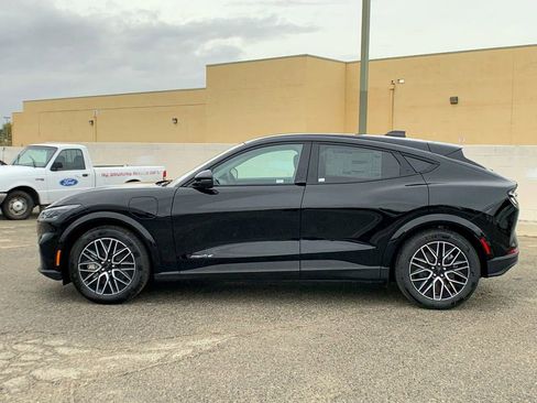 New 2025 Ford Mustang Mach-E Premium image 5