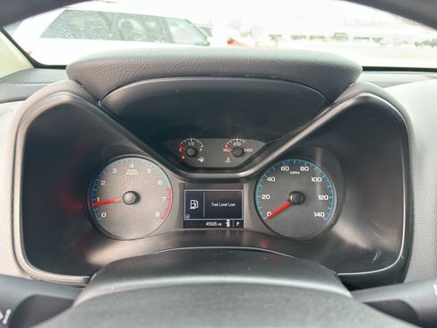 Used 2022 Chevrolet Colorado W/T image 16