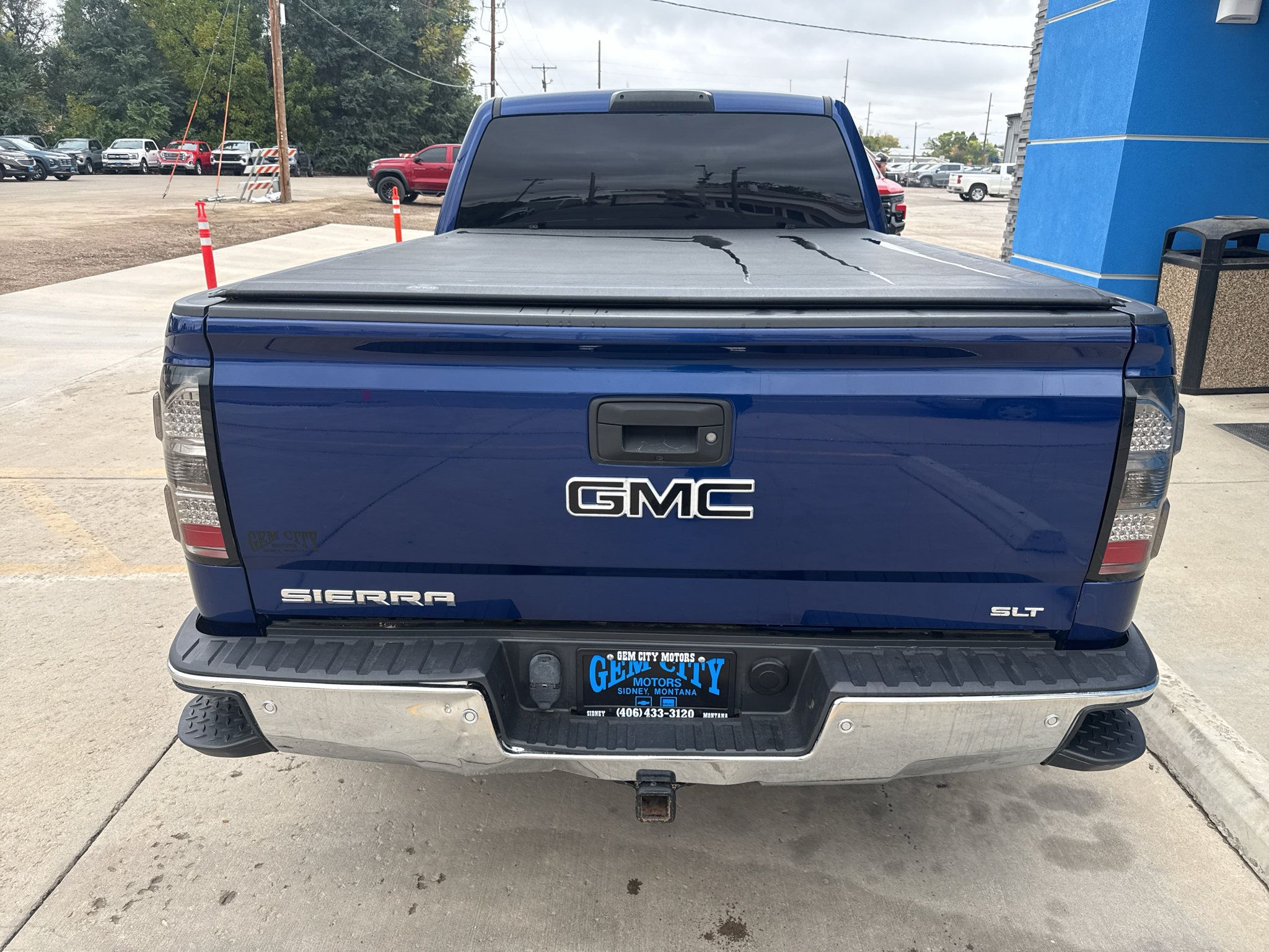 Used 2014 GMC Sierra 1500 SLT w/ SLT Crew Cab Value Package AWD/4WD image 6