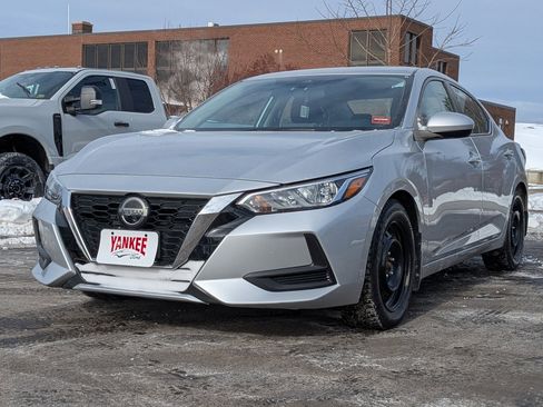 Used 2021 Nissan Sentra SV image 8