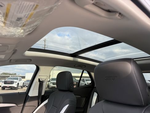 New 2026 Buick Envision Sport Touring image 20