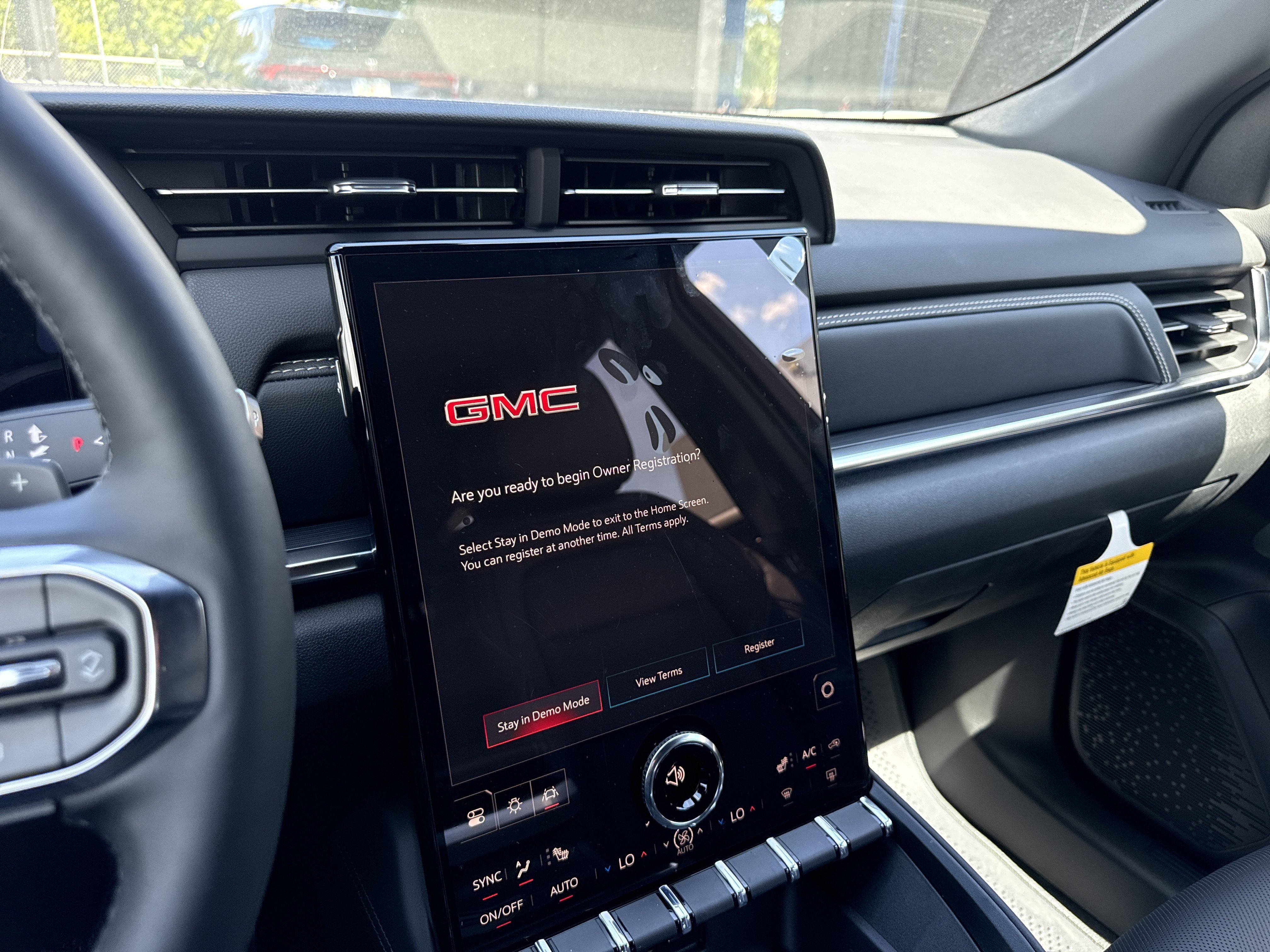New 2027 GMC Terrain Elevation w/ Elevation Premium Package FWD image 11