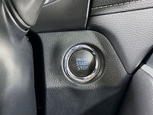 Used 2020 Toyota RAV4 XLE w/ All Weather Liner Package AWD/4WD image 22