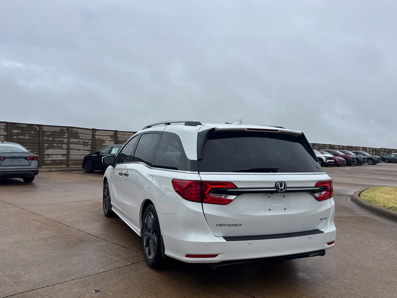 Used 2022 Honda Odyssey Elite image 18