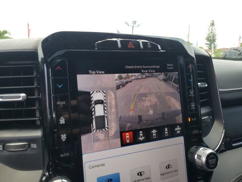 Used 2022 RAM 3500 Limited w/ Max Tow Package image 28