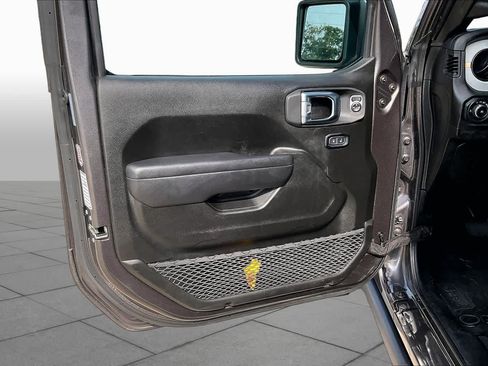 Used 2025 Jeep Wrangler Unlimited Sport AWD/4WD image 21