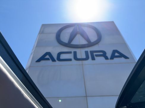 Used 2019 Acura RDX AWD w/ Advance Package image 2
