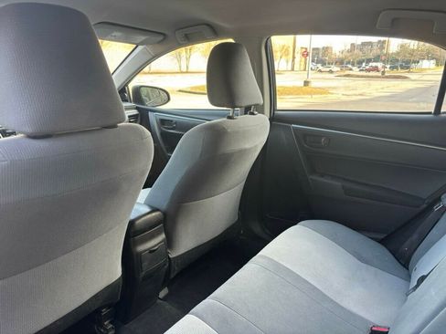 Used 2016 Toyota Corolla image 16