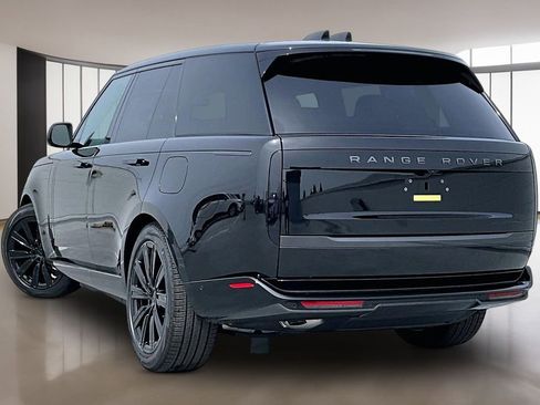 New 2026 Land Rover Range Rover SE image 3