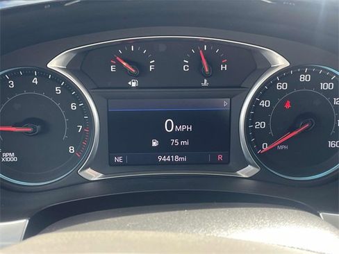 Used 2021 Chevrolet Traverse LT w/ LT Premium Package image 27