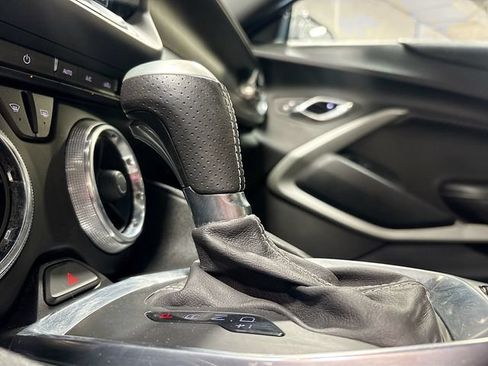 Used 2017 Chevrolet Camaro SS RWD image 16